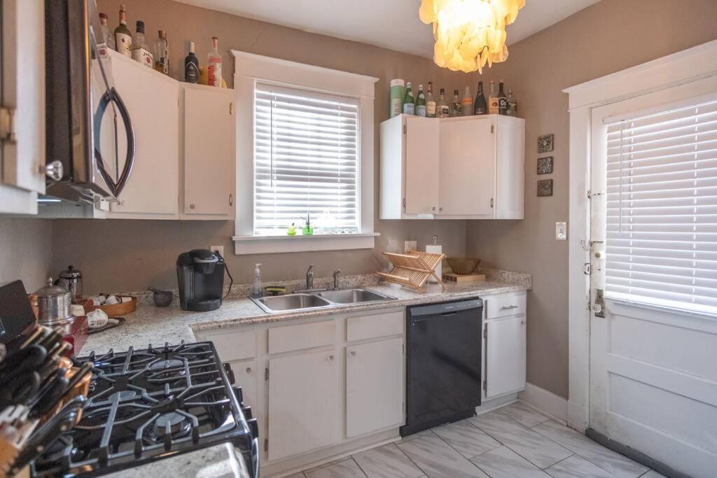 Midtown Bohemian Retreat Appartement Memphis Buitenkant foto